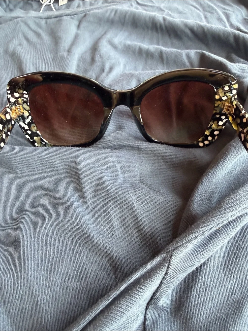 Krewe Felicity oversized black acetate sunglasses - slightly scratched lens - Picture 5 of 13